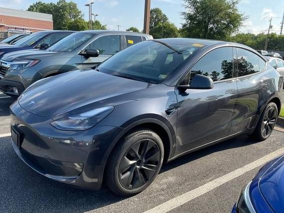 TESLA MODEL Y 2025 7SAYGDEE5SA351937 image